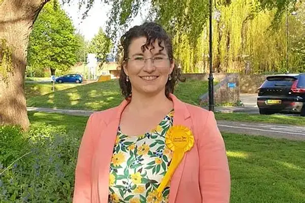 Cllr Louise Pramas